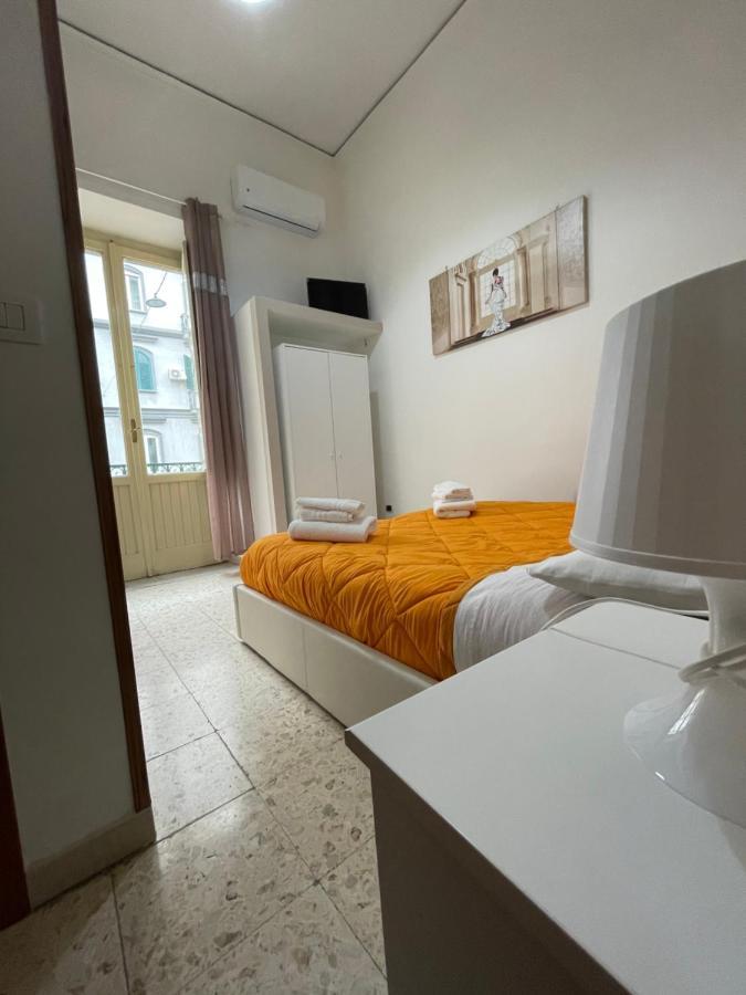 A Cas E Vicenz Bed and Breakfast Neapel Rum bild